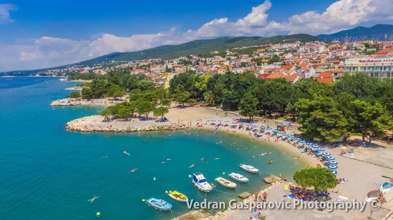 Lana * Crikvenica